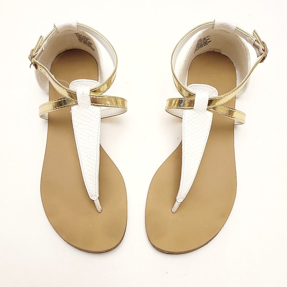 Shoe Dazzle Hope Strappy Metallic Gold and White Flat Sandal Size 6